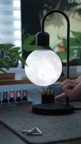 Chiếc đèn độc lạ để decor góc làm việc #tiktoktech #decor 
