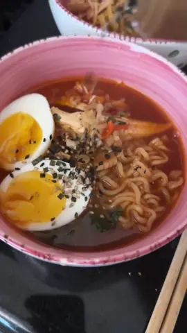 Otoggi yeul ramen- if you like shin ramen, this is a little spicier and flavorful imo. Def worth a try! This is a pantry staple now. #ottogi #ottogiramen #ottogiramenfavorites #yeulramen #ottogiyeulramen #ottogiyeulramyon #spicy #superspicy #ad @Ottogi_America 