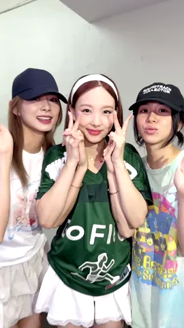 #ABCD with #CHAEYOUNG & #TZUYU🐰🐯🦌 🦋 Listen [NA] 🦋 https://NAYEON.lnk.to/NAYEON_NA  #TWICE #트와이스 #NAYEON #나연 #NA #채영 #쯔위 #Newmusic 