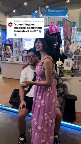 Replying to @rrev3lat1on_ alamak @@Kameaam kalo ini dipangku istri kades konoha 🤪🤪 #hinata #ntr #fakesituation #fakebody #comifuro 