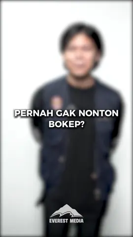 Jujur-jujuran pernah nonton film bokep atau engga?! 😱 . . . . #everestmediaid #lotaugaksih #fifthshadesofgrey #pernahenggaedition #nontonfilm 