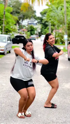 Jump into Trend 🖤🩶 @Kavietraa #jaisrivibes #darlings #loveyall #fyp #tamil #sisterinlaw 