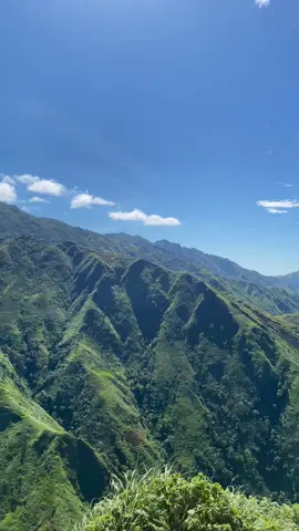 Núi Tà Xùa thực sự khiến ta cảm thấy rung động ☺️ #taxua #travel #binhyen #chill #xehetxang93 