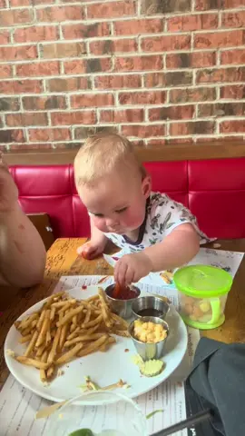 Just a girl who loves ketchup 