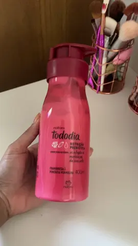 Hoje vou falar sobre o hidratante natura todo dia Nutrição prebiotica da Natura de Framboesa e pimenta vermelha.  #natura #beleza #produtosdebeleza #produtosdebelezafeminina #hidratantecorporal #hidratantes #produtosparapele #compras #comprinhasonline #comprasnatura #naturatododia 