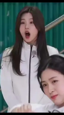 So funny 😂@ITZY #itzyyeji #yeji #yejifancam #yejihwang #yejifunny#itzyofficial 