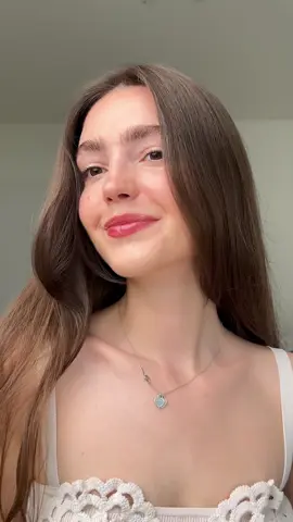 Simple wedding guest makeup ✨🤍 #makeup #weddingguestlook #naturalmakeup #beauty #summermakeup 
