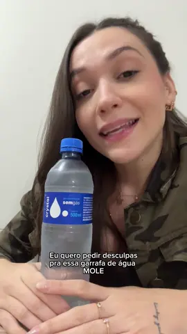 Obrigada Crystal 👏🏼👏🏼👏🏼 que tá descobrindo junto com a gente kkkkkk @Lukayz #garrafa #aguacrystal #garragamole 