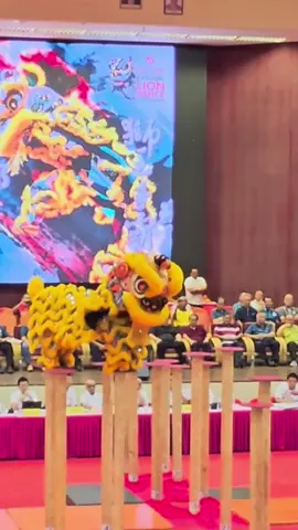 🇲🇾 2024 20th National Lion Dance Championship (Genting Cup) - Regional Qualifying Round East 第二十届全国舞狮锦标赛 (云顶杯) - 东马区 初赛 22-23/6 云顶桩 Team  Nam Bang Lion Dance Penampang Sabah , Malaysia 沙巴亞庇南邦龍獅體育會 Score：9.21 👏👏👏👏Power mantap Highest score so far #马来西亚 #malaysia #malaysiatiktok #liondance #mualan #tariansinga #barongsai #醒獅 #醒狮 #舞狮 #liondancer #liondanceperformance #liondancecompetition #liondancelife #高桩 #高桩舞狮 #高桩舞狮🦁 #高桩舞狮表演 #舞狮生活 #舞狮比赛 #舞狮表演 #舞狮运动 #liondancemalaysia #liondance2024 #múalan #múalan2024 #lansurong #lansurong2024 #liondancing   #liondancedrum #liondancedruming  #barongsaitiktok #barongsai2024 #传统 #传统文化 #traditional  #台上一分钟台下十年功   #respect #传统器材阵式 #传统南狮器材表演  #第二十届全国舞狮锦标赛 #sabah #sabahancrew_fams #sabahantiktokers #sabahan #sabahantiktok #sabahtiktok #沙巴 #沙巴亚庇 #南邦 #马来西亚沙巴南邦龙狮体育会  #nanbang #nanbangliondance #penampang #penampangsabah #penampangcrew_fams #亚庇 