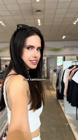 un giorno di shopping con noi 😍 #fashioncityout #geox #yamamay #camomillaitalia 🛍️🛍️ #milano #fashion 