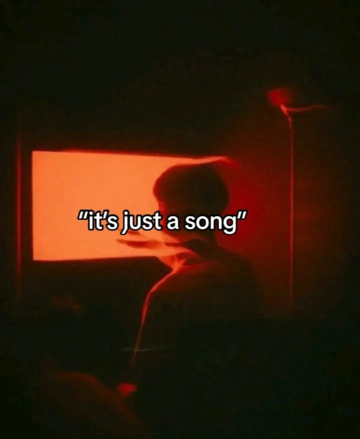 The most hauntingly beautiful song 🖤❤️ @Lord Huron #folktok 