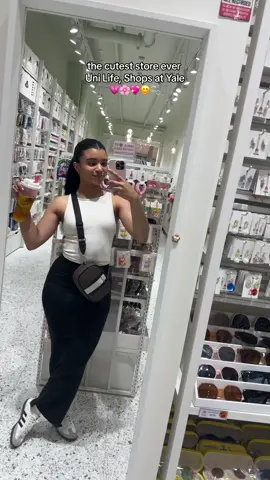 best believe i wanted to buy everything #foryou #foryoupage #fyp #greenscreenvideo #yale 