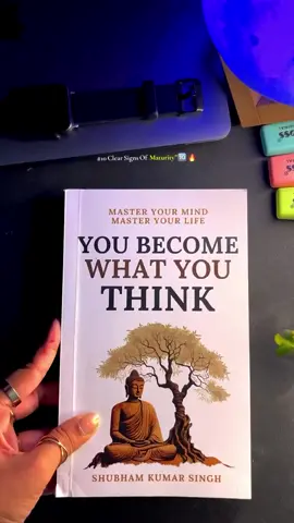#youbecomewhatyouthink #consistency #Book #bookworm #bookshelf #BookTok #shredd_shelf #BookRecommendations #indiantiktok #indianbooks #BookTok #tokbook #tokbooks #technology 