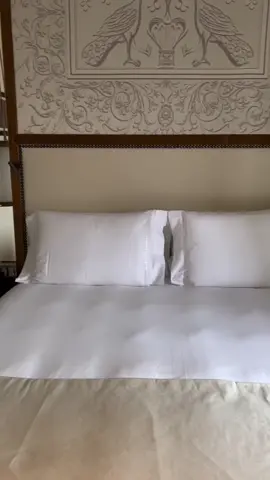 what a spectacular hotel 😍📍 Hotel Eden, Rome , Italy #hotel #foryou #traveltiktok #luxurylife #tiktoklongs #فنادق 