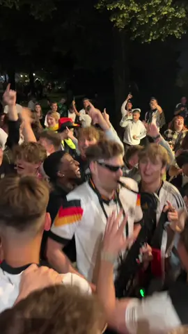 The vibes at the EUROs 😍🎷 @Andre Schnura 