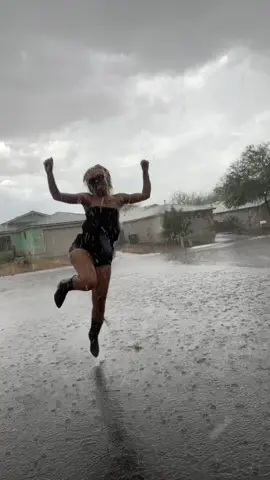 first rain after a whole week of straight 115 degree weather 😍😍😍😍