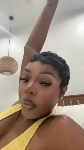 #stitch with @spillthebeanshottea come on sisters. This is the sign to cut your hair. Youll love it over here. #fyp #pixiecut #shorthair #pixiecutblackwomen #thecutlife✂️ #shortcutpixiecut #90spixiecut 