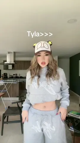 New dance trend 💃 #tyladance #tyla #tylaedit #poplikethis #fypシ @Montpantoja @Tyla @Prodbycpkshawn 