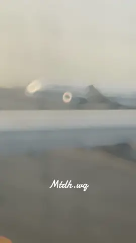 اعزائي المسافرين /- دعاء السفر .. وتاخرت الرحلة يمكن خيره 😌 وين تتوقعون بسافر ؟  #سفر #مطار_جده  #explore  #متذوق_مصمم 