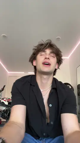 This song is so GOOD