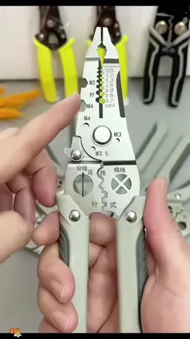 คีมปอกสายไฟช่างไฟฟ้าคีมแยกสายไฟพิเศษคีมตัดสายไฟเกรดอุตสาหกรรมสากลใหม่#TikTokกินเที่ยว #คีมปอกสายไฟ #คีมตัดสายไฟ #คีมปอกสายไฟอเนกประสงค์ 