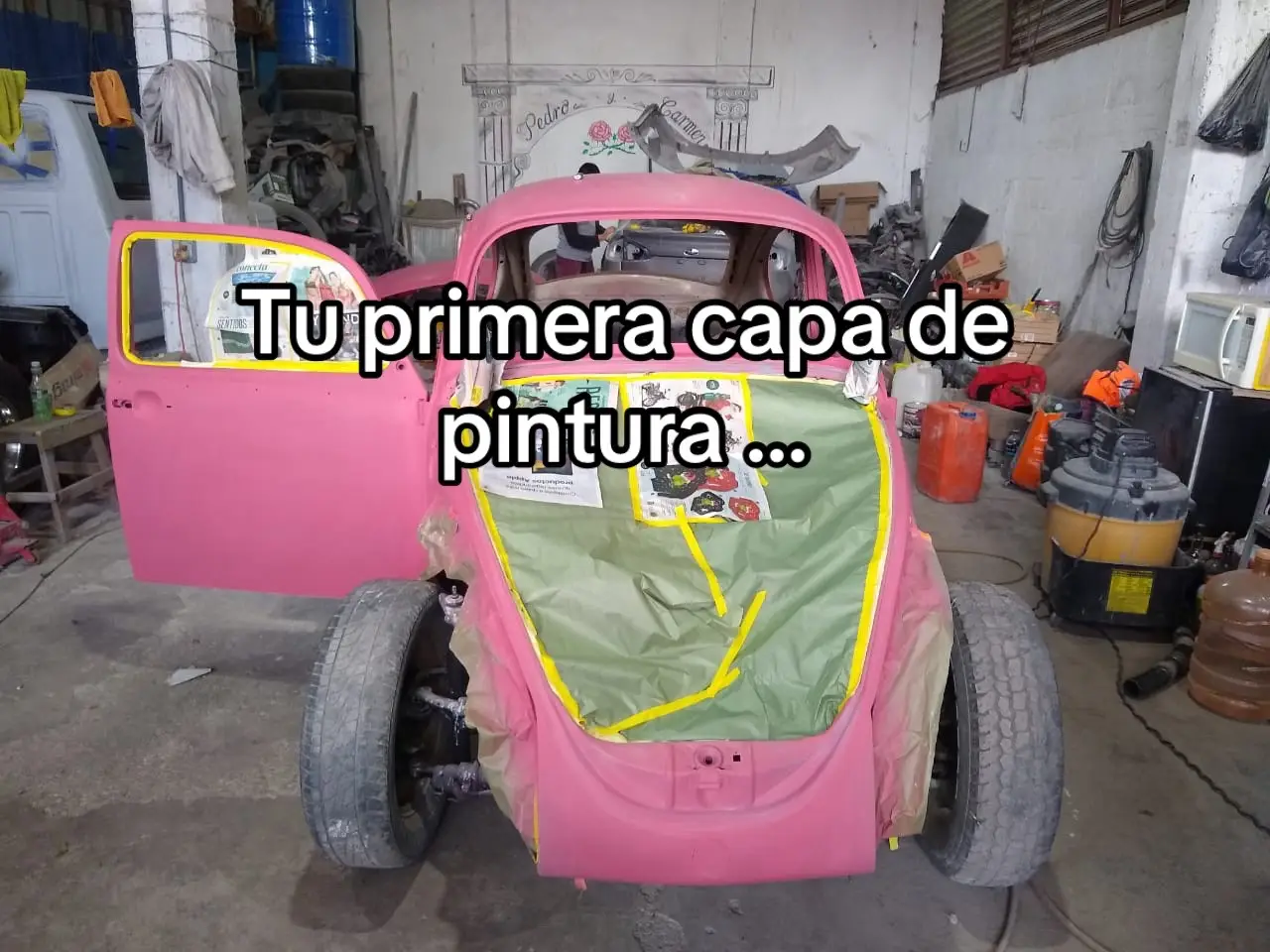 Ya lucias rojito pasion mi bebe 🍒 listos para la parte 3 ?? #volkswagen #autos #carros #vocho #sedan #escarabajo #autoclasico #classic #restauracion #parati #fyp 