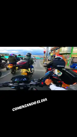 hay suave el día día con la dominar 👌😎🔥🔥 #grupos #dominar400 #dominar400ug #bogota #colombia #moteros #viral 