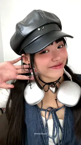 look how cool this earring is!!!! #earrings #jewelrytiktok #earring #gothicjewelry 