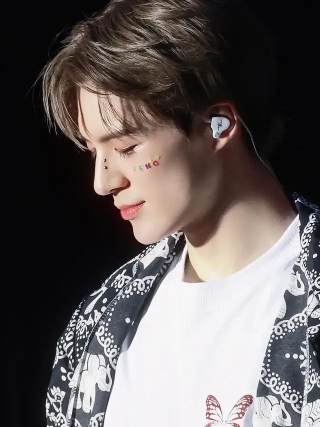 side profile, salting banget sama senyumanmu jen❤️❤️❤️ #JENO #NCTDREAM #NCT #4U  #4UPAGE #FYP  @NCT Official 