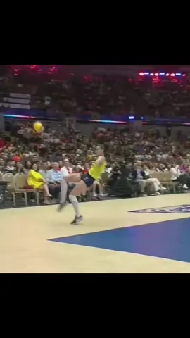 ตำนานใหม่สร้างได้ทุกวัน ไม่เสียชื่อนักบอลเก่า 😂 #กาบี้ #กาบี้10 #vnl2024 #volleyball #volleyballworld #gabi #gabiguimaraes10 #วอลเลย์บอลหญิง 