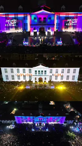 3...2...1... Kota Tua scintillates 🪄✨️ In awe watching this historical place lit up the Jakarta's 497th anniversary night. Astounded by the dazzling light installations, glistening video mapping projections and upbeat music performances. Dont miss your last chance to join this joyful feast TONIGHT! Let's gooo...!🙌🌟 #EnjoyJakarta #SeeMoreJoy #JakartaTourism #Jakcation #VisitJakarta #ExploreJakarta #HUT497Jakarta #Jakarta497thAnniversary #JakartaLightFestival #KotaTua
