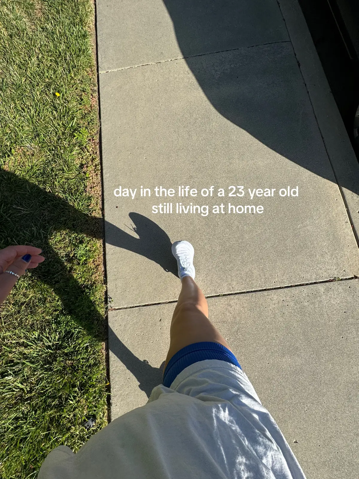 hows your weekend going!? #dayinmylife #dayinthelife #dayinmylifevlog #dayinthelifevlog #dayinlife #dayinalife #dailyvlog #DailyRoutine #dailylife #photovlog #livingathomeinyour20s #livingathome #livingwithparents 