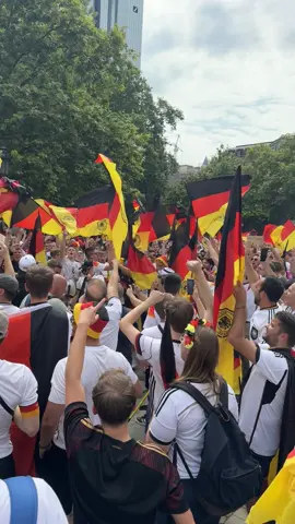 👀EM-Insights 2024 Allez, allez, allez!!!! 🇩🇪 #EM #em2024 #euro24 #Frankfurt #fans #Opernplatz #germany 
