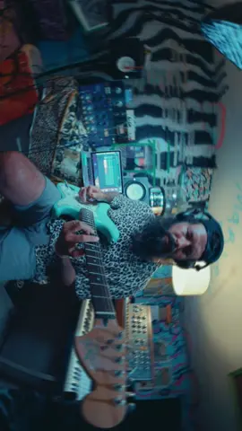 Pinkadelic basics  #pinkadelic #fenderrhodes #moogsynthesizer #oddtimesignature #sp404mk2 #sonyfx30 #moogsynths #moogsynths #forryou_page #fooooooryouuuu #fyyyou #electronicmusic #fyyyuu #theprocess 