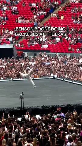 He literally flys. #bensonboone #beautifulthings #erastour #theerastour #taylorswift #taylornation #live #boonetown #backflip 