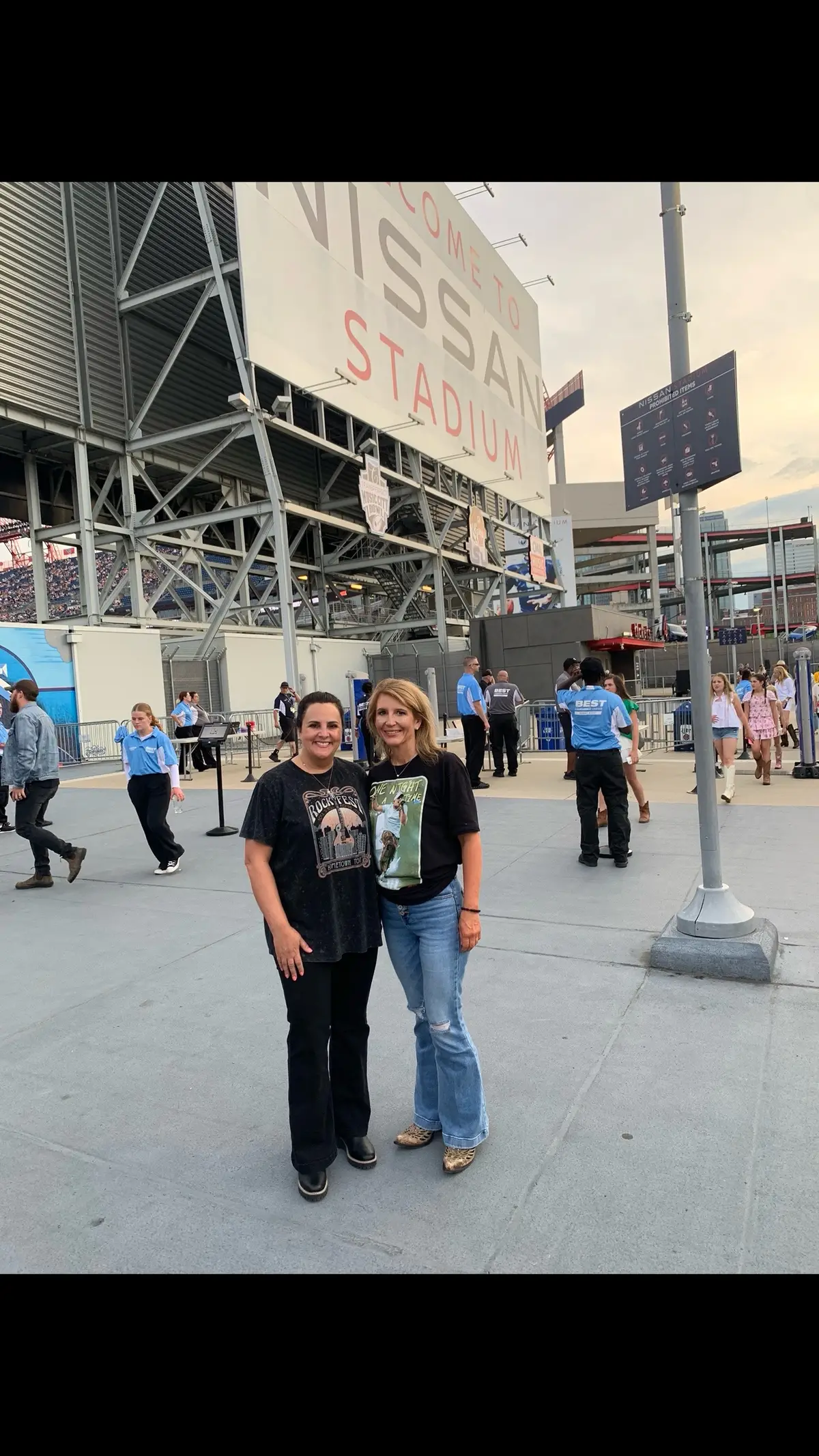 #prize #foreverfriend #morganwallen #onenightatatimetour #iamenough 