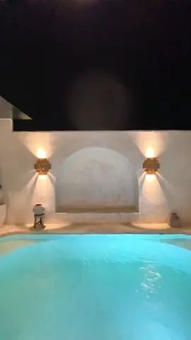 Lahhh ternyata cakep juga malem hari🤩🤪 #nightvibes #bolehjuga #salmasalsabil #villajogjaprivatepool #privatepool #villajogjamurah #jogja #penginapanjogja #bohemianjogjavillas 