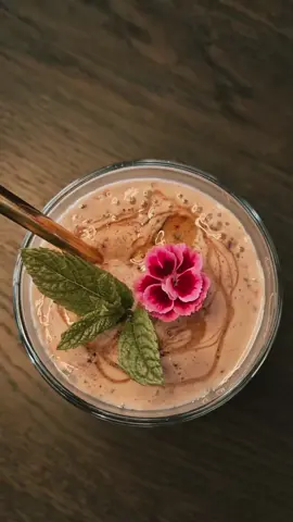 Refreshing homemade berry milkshake with a floral twist! 🥤✨ #Homemade #Milkshake #tiktokfoodie #tiktokfyp 