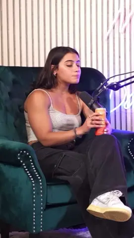 Why sara doesnt hangout with people  #fyp #bradleymartyn #viral #zachjustice #sarasaffari 