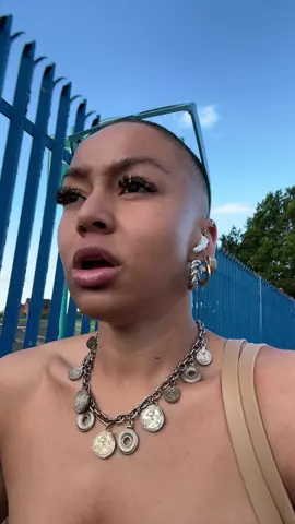 I’M FUCKIN CHOKIN OUT LIKE NOBODY’S BUSINESS, DON’T SPEAK TO ME #tiktok #fyp #foryou #foryoupageofficiall #foryoupage #belfast #belfasttiktok #capcut #duet #quitsmoking 