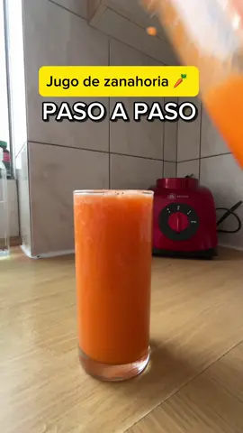 El juguito de zanahoria me ayudó a prevenir el colon irritable pero además, proporciona muchos beneficios para la salud, como ayudar a mantener la salud de los ojos, fortalecer el sistema inmunitario, prevenir el envejecimiento precoz, evitar enfermedades cardíacas y favorecer la pérdida de peso.  Tómalo en ayunas con pulpa y sin azúcar, ¡tu cuerpo lo agradecerá! 🥕🫶✨ #nomascolonirritable #colonirritable #salud #beneficiosdelazanahoria #vidasana #cuerposano #bienestar #salud #ayunas #zanahoria #jugodezanahoria
