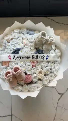 diaper bouquet for twins 🩷💙#tiktok #fyp @MV FLOWERS #diaperbouquet 