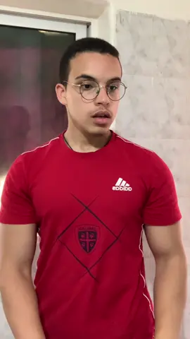 أنا لست ضد تناول الخبز بالعكس يعتبر مصدر مهم للكربوهيدرات و زيادة الوزن فقط لا يجب الاكتار منه و تغير الخبز العادي بخبز الزرع أو الشعير 