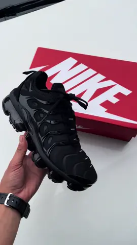 💥Nike Air VaporMax Plus💥 •Disponible 36 al 44• •Entrega Inmediata en Lima🛵 •Envios seguros a Lima y Provincias (Shalom y Olva)🚚 #nike #limaperu #m #fyp #exclusivos #contraentrega #vapormax #unisex 