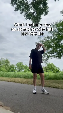 A full day of good eats 🙌🏼🧡 Breakfast: cottage cheese flatbread  1 cup low fat cottage cheese  2 eggs  Bake 350F for 30-35 mins Allow to fully cool down before building sandwich.  1 scrambled egg  Spinach  2 turkey bacon  Reduced fat Taco blend cheese  Cholula hot sauce  Lunch: Taco Bell peppers  2 bell peppers ( I left them in boiling hot water covered to soften up the bell peppers for about 5 mins ) 1 lb lean ground beef ( I had leftover)  1 tsp cumin  1 tsp garlic powder  1 tsp onion powder  1 tsp paprika  1 tsp salt 1 tsp pepper  Reduced fat taco blend cheese  Guacamole  Pickled jalapeño  Sauce: was a mixture of reduced fat sour cream and taco sauce  Dinner: high protein feta pasta  Grape tomatoes  7 oz feta block  Drizzle of olive oil  Salt  Pepper  Italian seasoning  Bake at 400F for 35 mins  Mash tomatoes and feta together  6 oz protein pasta ( I used barilla)  Chicken breast  Broccoli. 