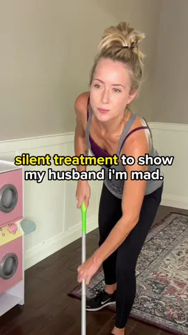 he knows what he did. #marriagehumor #marriedlife #couplescomedy #marriage 