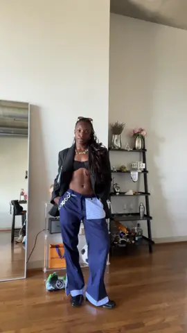 my face at the end is me realizing that i forgot my rings 😂 #pregame #fit #fyp 