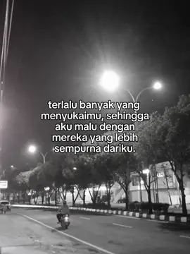 Lebih baik saya memilih mundur saja dari pada bersaing dengan yang lebih sempurna dariku#xybca #fypシ #katakata #sadvibes🥀 #fouryou🥀 #sadstory #fouryoupage #CapCut #terending #tiktokviral #setoriwahatsap #fyppppppppppppppppppppppp 