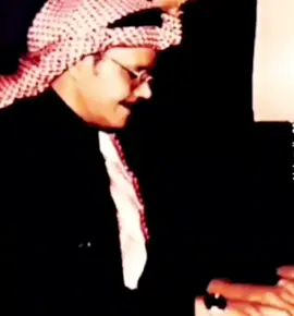 وأقسم  والصراحة من طباعي .. لشرب السم من فم  الأفاعي..  أحب اللي من قبل  الوداع🤍🎻🎶...