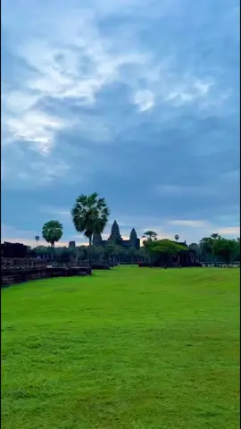 #សៀមរាបចាំស្នេហ៍ #សៀមរាប #ម៉េងកែវពេជ្ជតា #viral #viralvideo #fyp #Tiktok #duet #views #ហត់នឿយ #សោកស្តាយ 